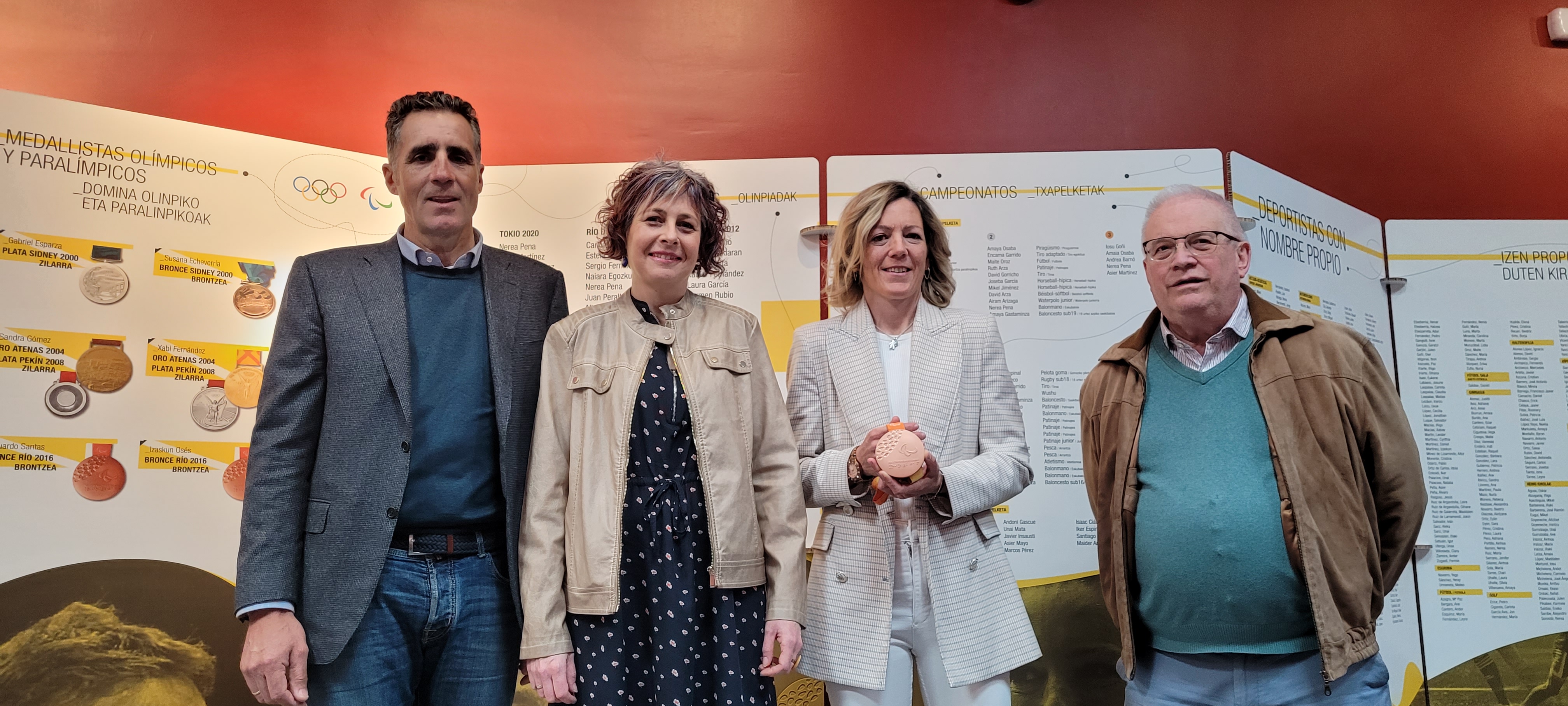 INAUGURADA LA EXPOSICI&Oacute;N ITINERANTE CON MOTIVO DEL 25&ordm; ANIVERSARIO